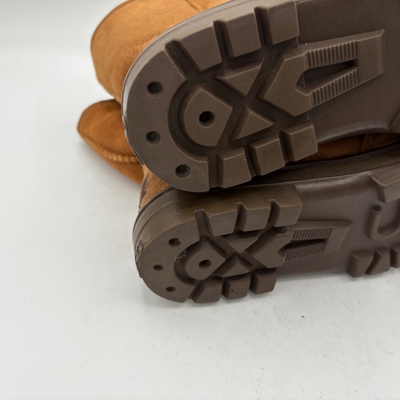 UGG Boots WOMENS Ultra Short Revival Sheepskin Boots Chestnut - Size 7 #5225 - Picture 13 of 15